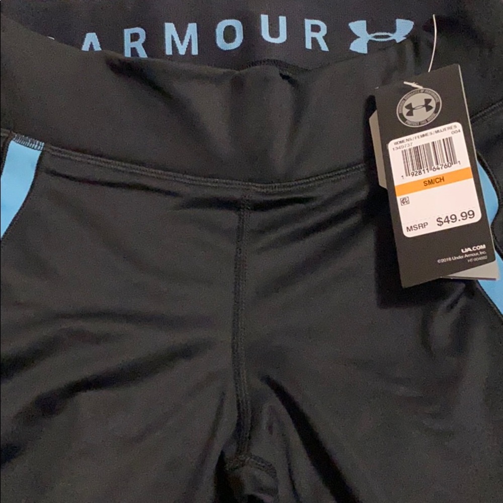 Womens Under Armour coldgear compression pants.